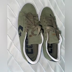 Women’s Converse Sneakers